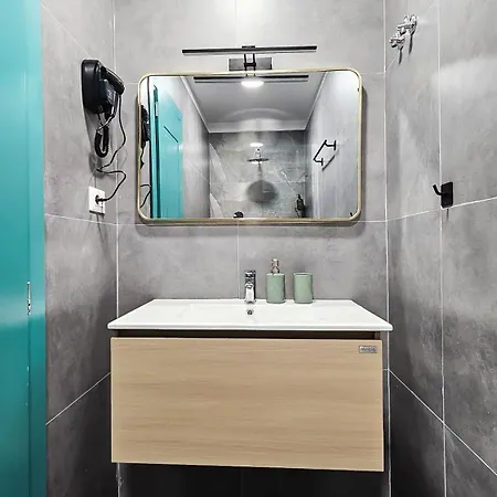 Aparthotel Daisy Centre Tirana