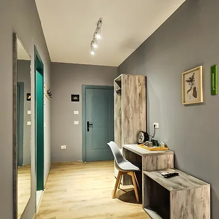 Daisy Centre Aparthotel Tirana