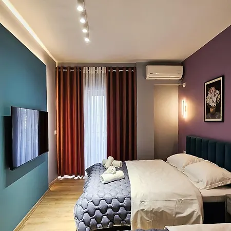 Apartahotel Daisy Centre 3*